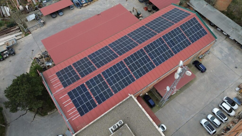 Portada - Serosense posa en funcionament Barris Solars a Alcarràs, Seròs, Maials i Anglesola, oferint estalvis en la factura energètica dels usuaris